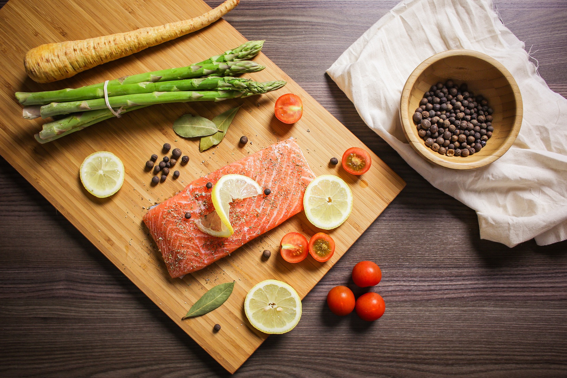 Salmone e noci nella dieta del cuore anche per i giovani ...